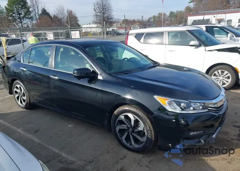 2017 Honda Accord Ex-L z USA, uszkodzony, nr VIN 1HGCR2F88HA101841